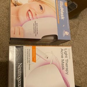 NWOT light therapy masks separate or bundled